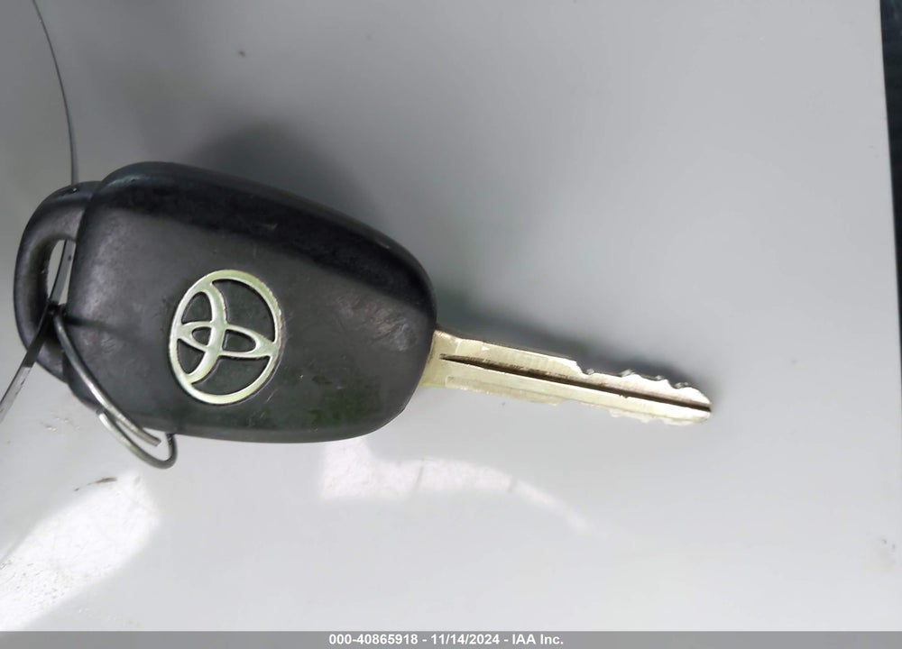 2014 TOYOTA RAV4 VIN: 2T3BFREV9EW140339