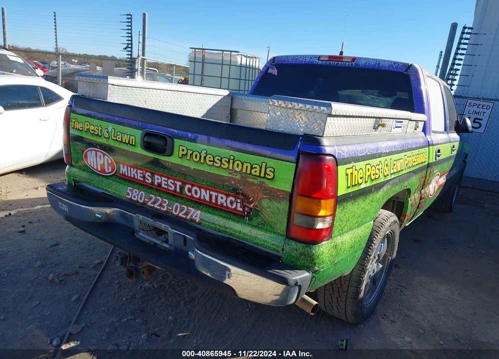 2007 GMC SIERRA 1500 CLASSIC SL VIN: 2GTEC13V171174572
