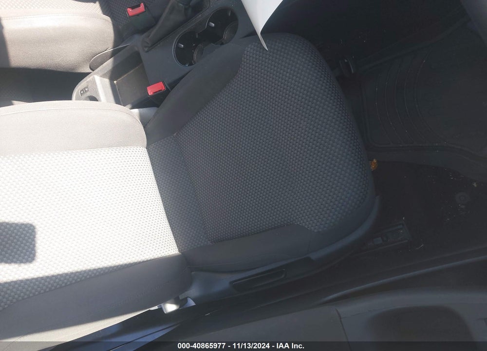 2012 VOLKSWAGEN JETTA 2.0L S VIN: 3VW2K7AJ7CM385087