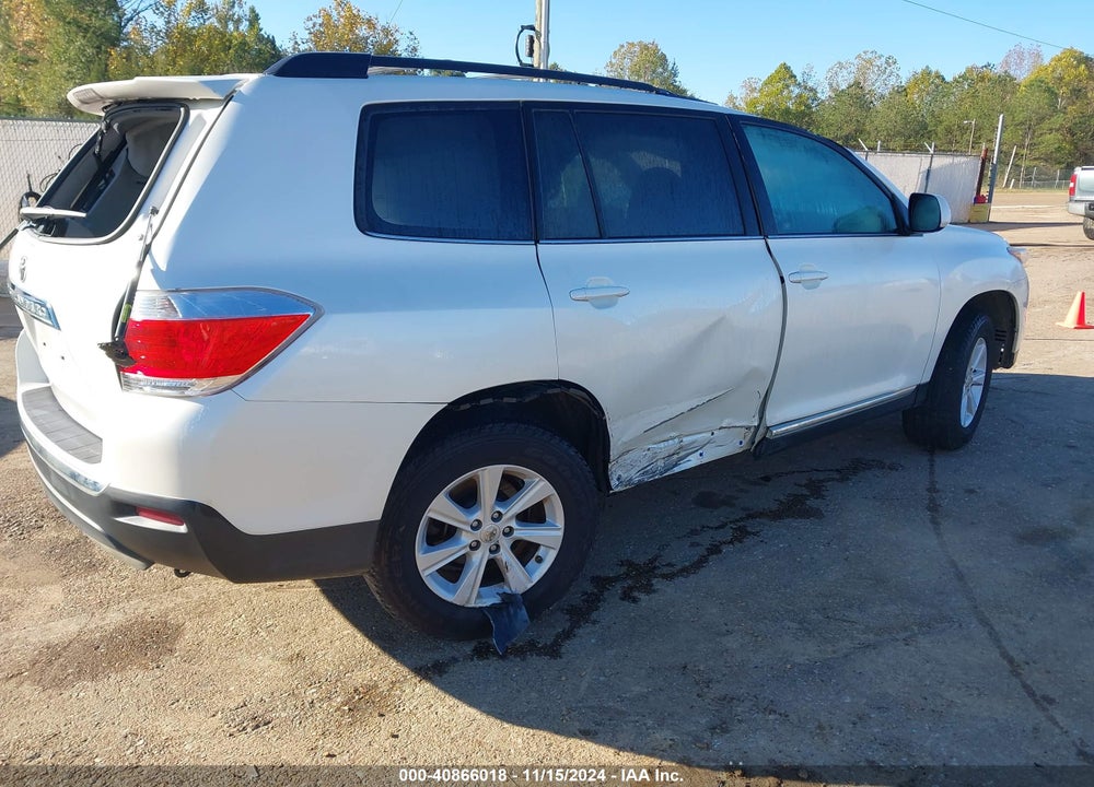 2013 TOYOTA HIGHLANDER SE V6 VIN: 5TDZK3EH5DS090489