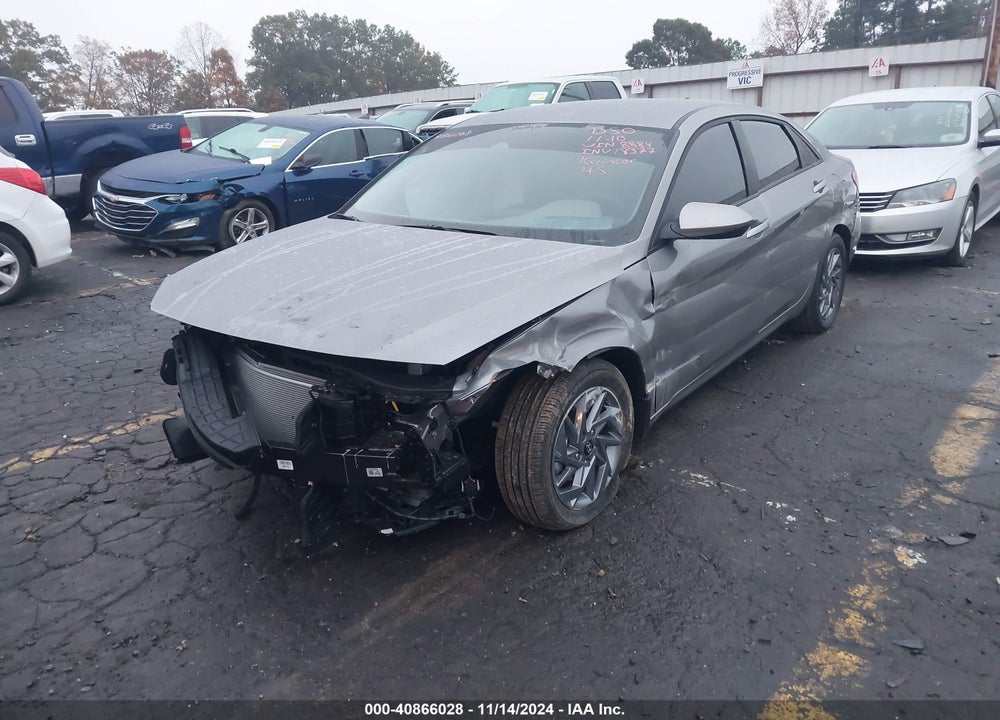 2024 HYUNDAI ELANTRA VIN: KMHLM4DG3RU828884