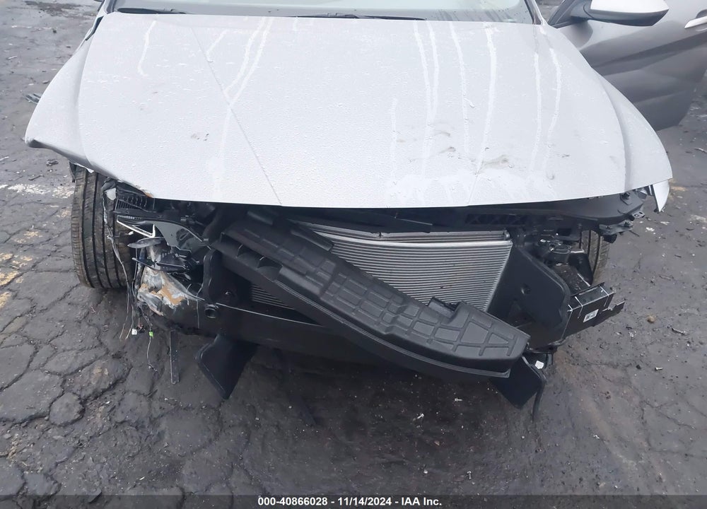 2024 HYUNDAI ELANTRA VIN: KMHLM4DG3RU828884