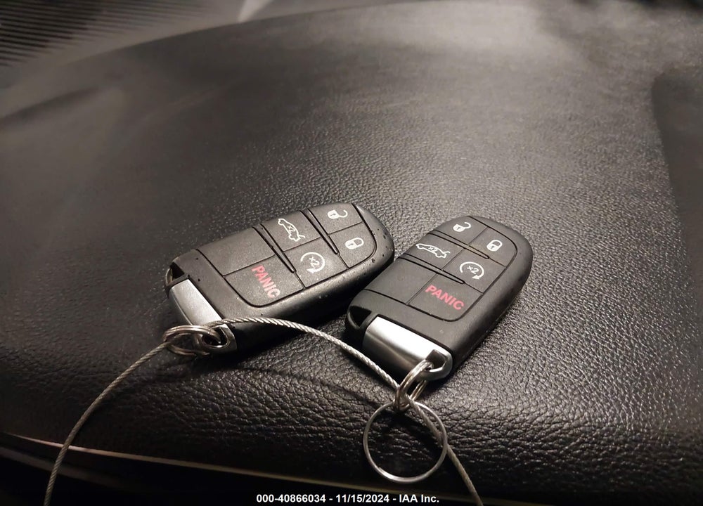 2015 DODGE CHALLENGER R/T SCAT PACK VIN: 2C3CDZFJ9FH849770