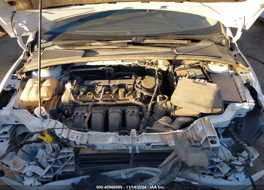 2015 FORD FOCUS SE VIN: 1FADP3K28FL374642