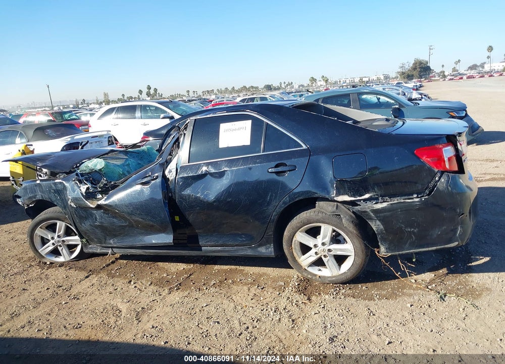 2013 TOYOTA CAMRY SE VIN: 4T1BF1FK1DU250766