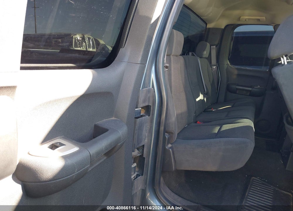 2008 CHEVROLET SILVERADO 1500 LT1 VIN: 2GCEC19J281130988