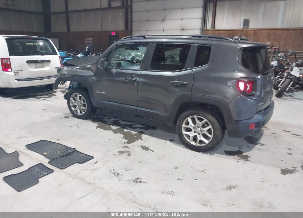 2018 JEEP RENEGADE LATITUDE 4X4 VIN: ZACCJBBB5JPJ39389