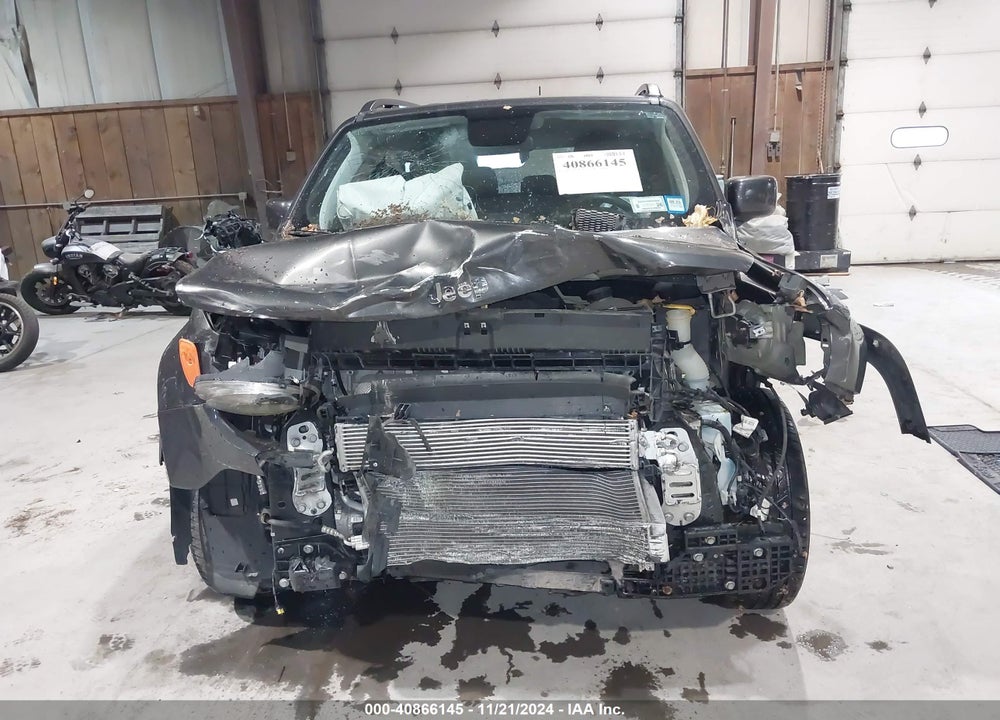 2018 JEEP RENEGADE LATITUDE 4X4 VIN: ZACCJBBB5JPJ39389