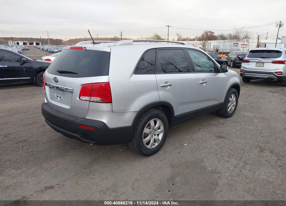 2012 KIA SORENTO LX VIN: 5XYKT3A64CG251137