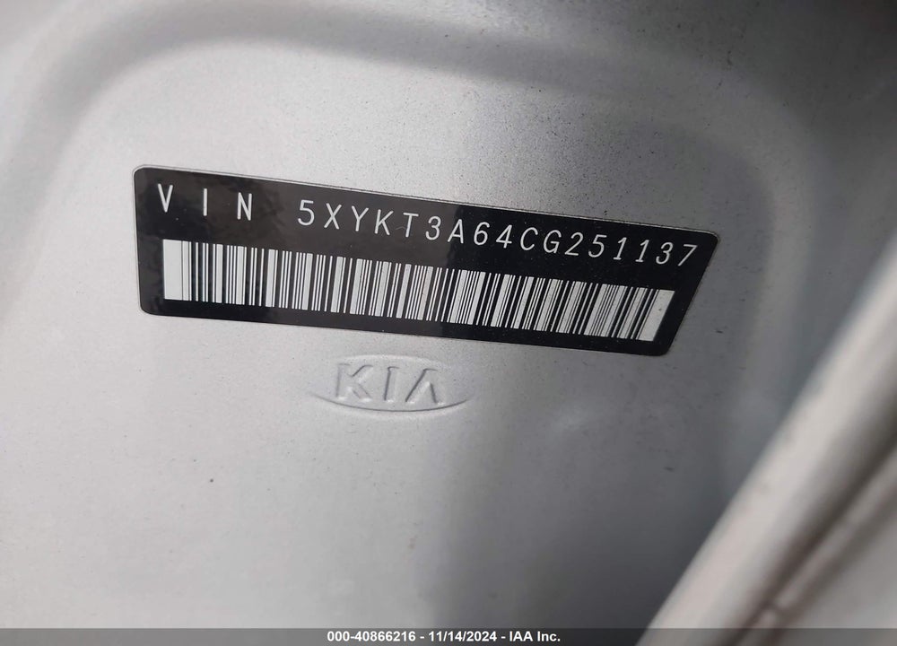 2012 KIA SORENTO LX VIN: 5XYKT3A64CG251137