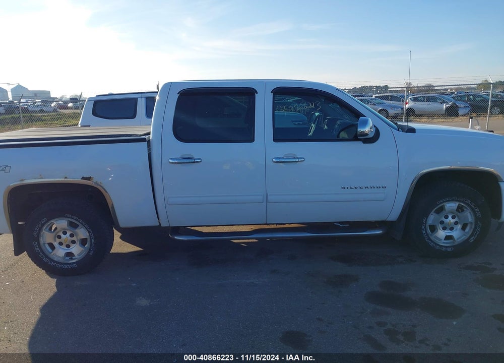 2010 CHEVROLET SILVERADO 1500 LT VIN: 3GCRKSE32AG244780