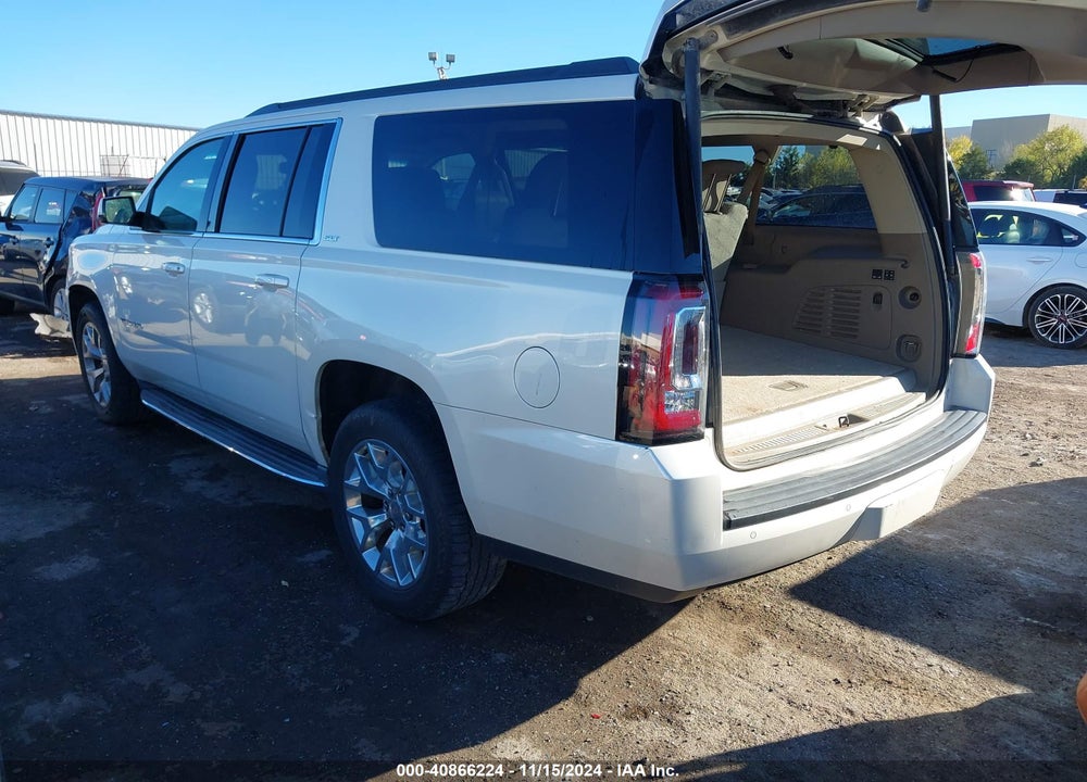 2015 GMC YUKON XL 1500 SLT VIN: 1GKS2HKC8FR176909