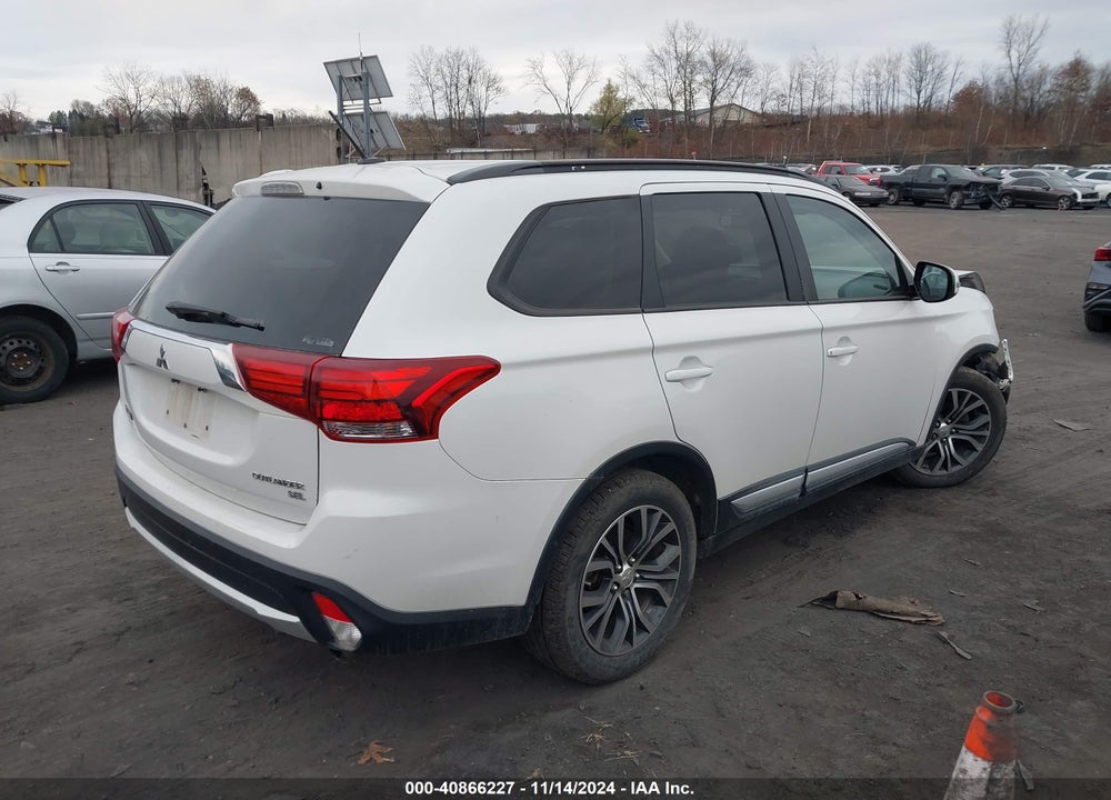 2016 MITSUBISHI OUTLANDER ES/SE/SEL VIN: JA4AZ3A3XGZ015593
