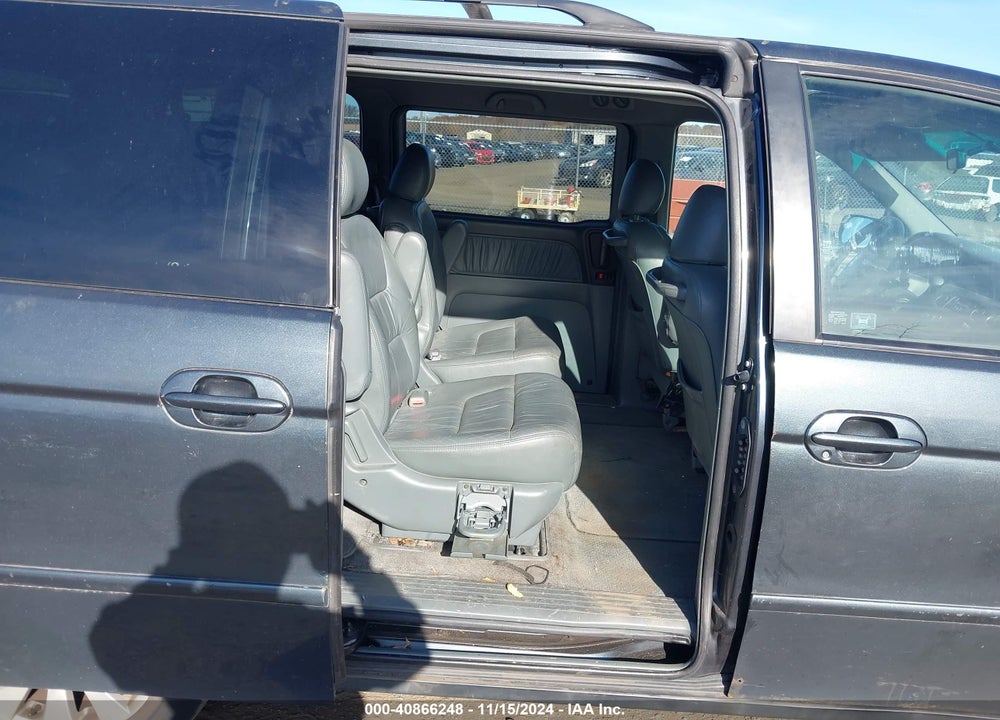 2004 HONDA ODYSSEY EX-L VIN: 5FNRL18044B075753
