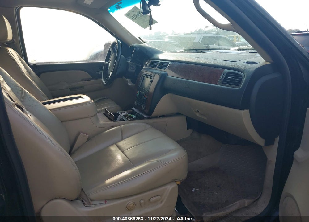 2007 CHEVROLET SUBURBAN 1500 LTZ VIN: 3GNFK16397G195976