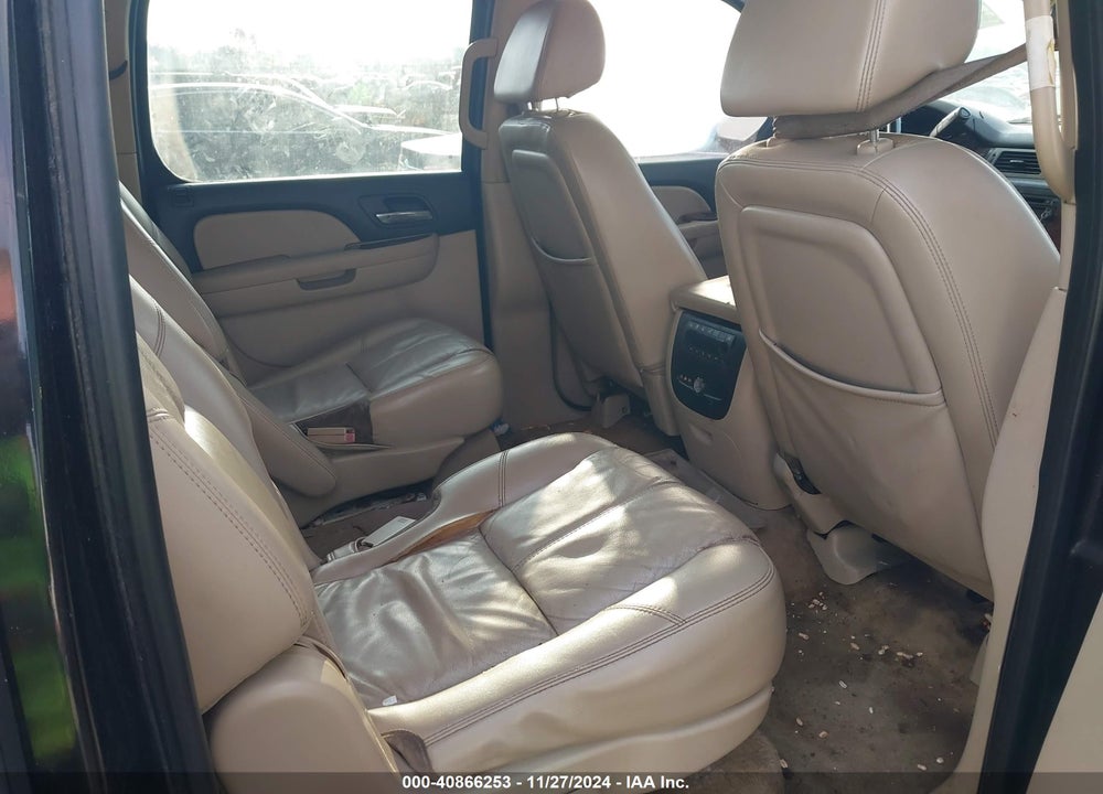2007 CHEVROLET SUBURBAN 1500 LTZ VIN: 3GNFK16397G195976