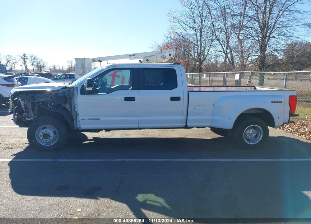 2022 UNKNOWN SUPER DUTY F-350 DRW XL VIN: 1FT8W3DT1NEC74521