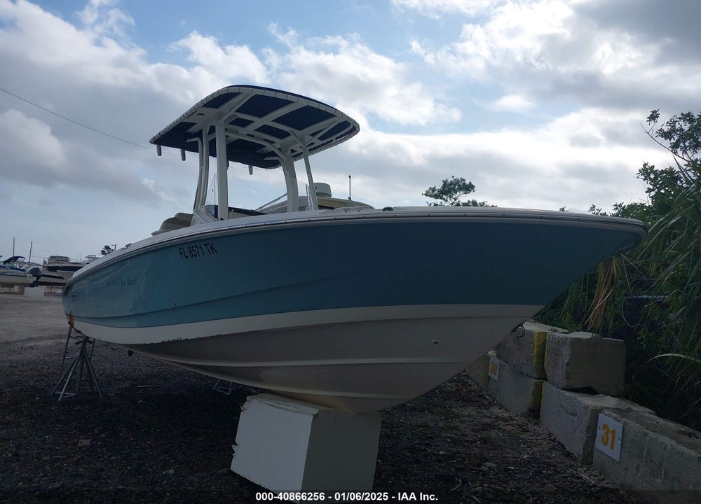 2023 BOSTON WHALER OTHER VIN: BWCE0989K223