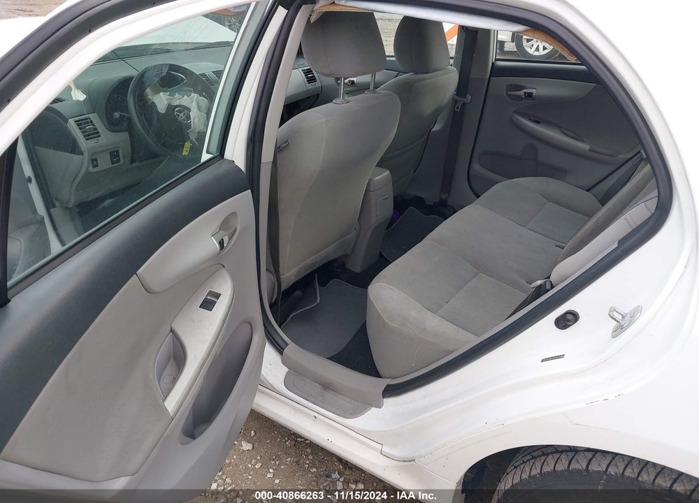 2011 TOYOTA COROLLA LE VIN: 2T1BU4EE6BC567945