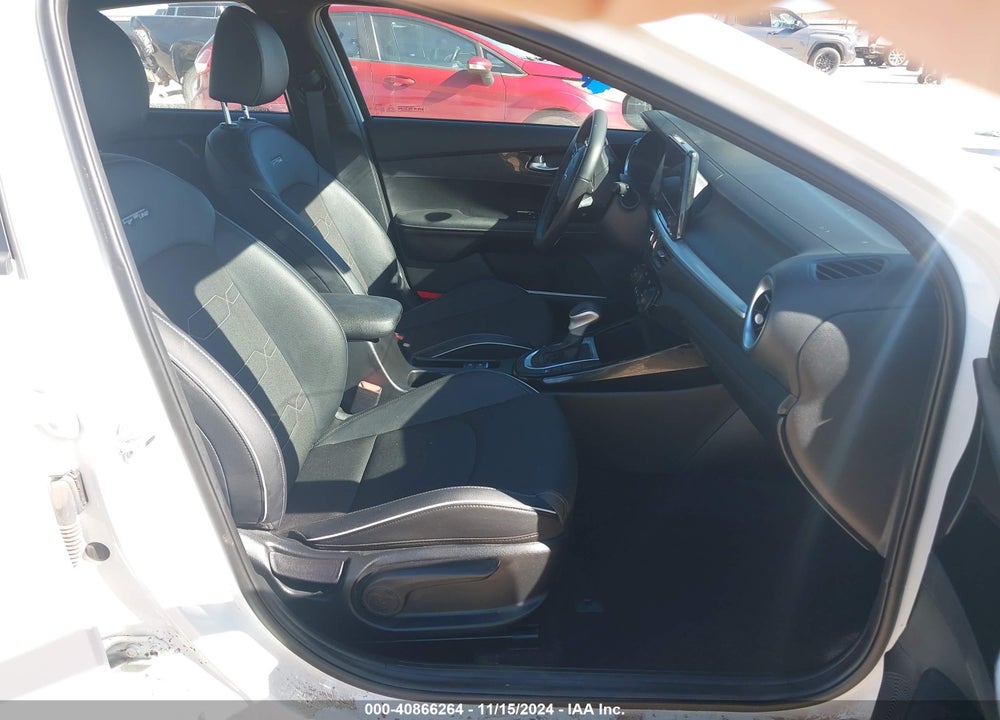 2023 KIA FORTE GT LINE VIN: 3KPF54ADXPE648659