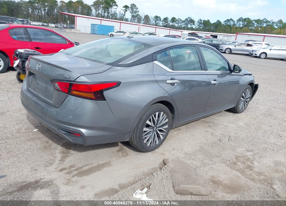 2024 NISSAN ALTIMA SV FWD VIN: 1N4BL4DV9RN384394
