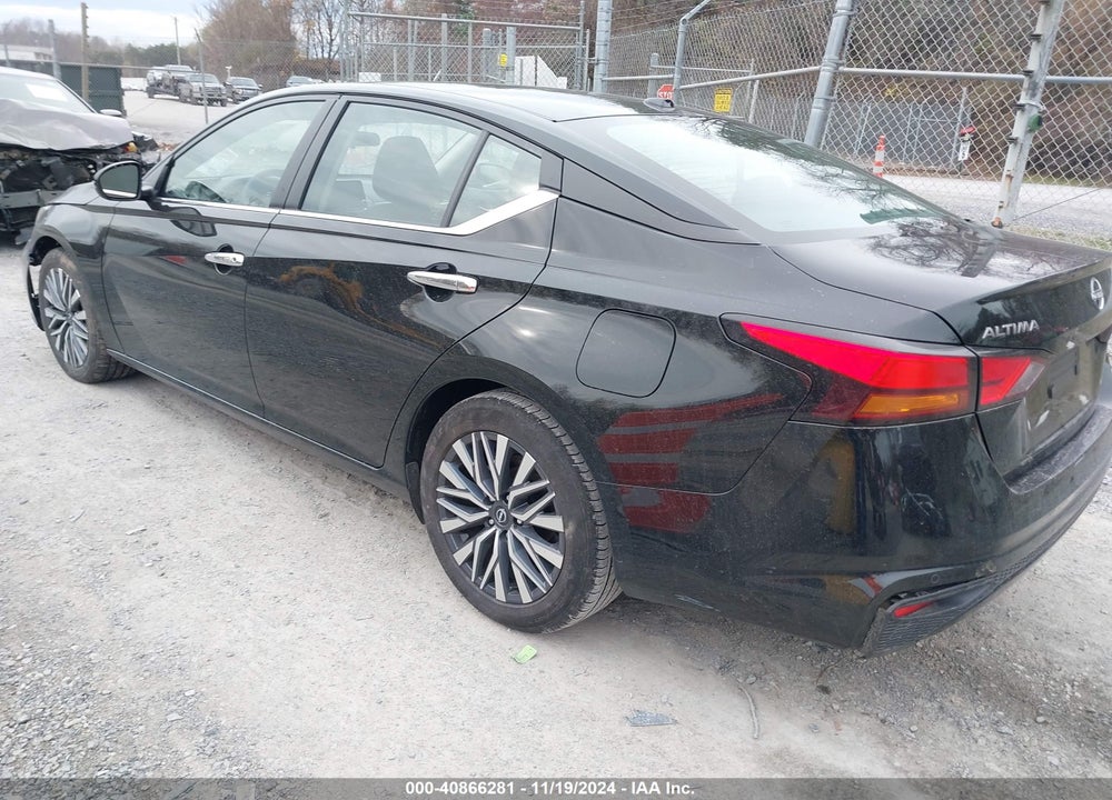 2023 NISSAN ALTIMA SV FWD VIN: 1N4BL4DV8PN358575