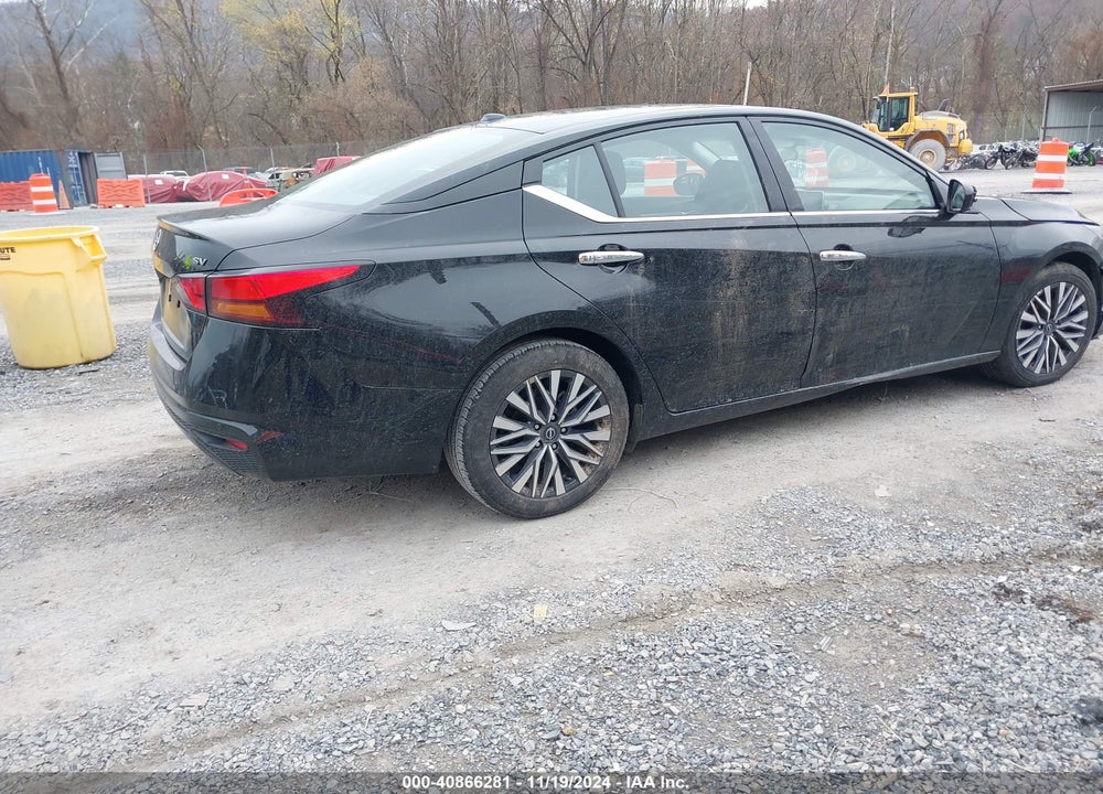 2023 NISSAN ALTIMA SV FWD VIN: 1N4BL4DV8PN358575