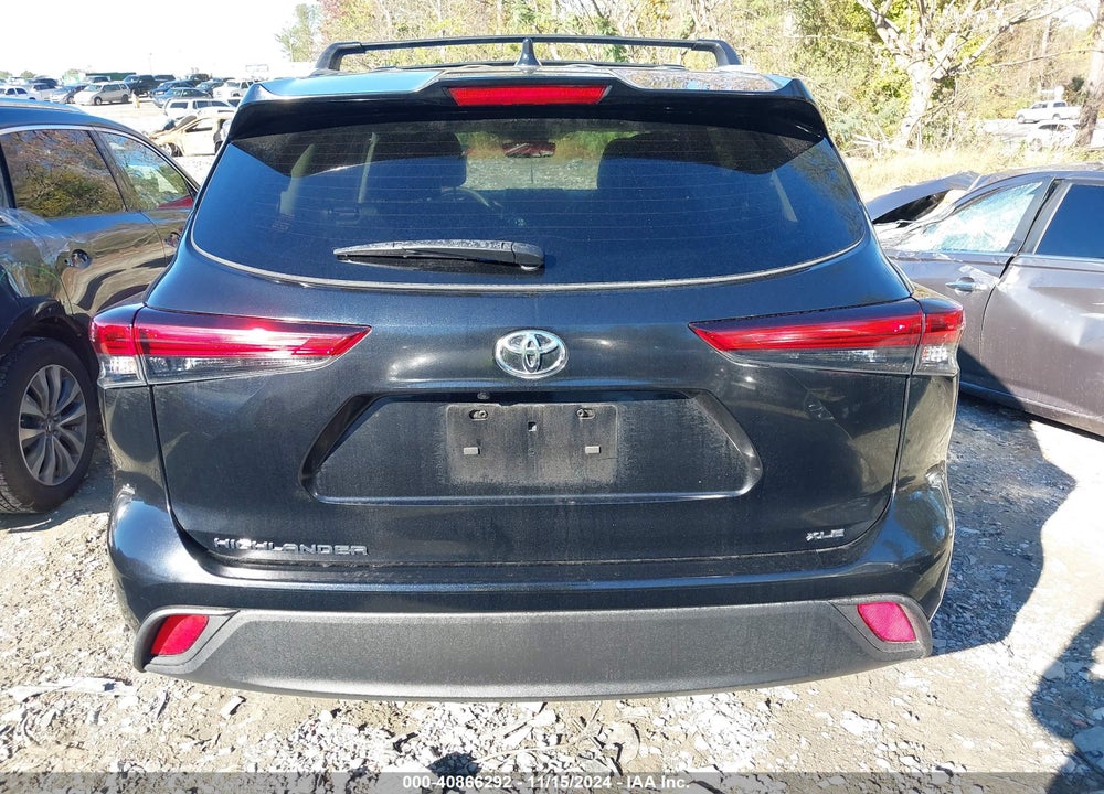 2023 TOYOTA HIGHLANDER XLE VIN: 5TDKDRAH3PS523378