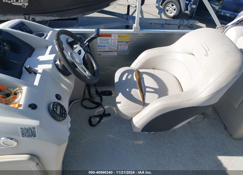 2019 BENNINGTON 227FS VIN: ETWG9966B919