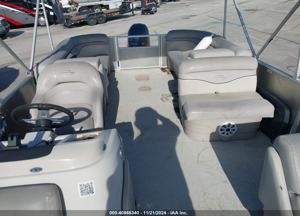 2019 BENNINGTON 227FS VIN: ETWG9966B919