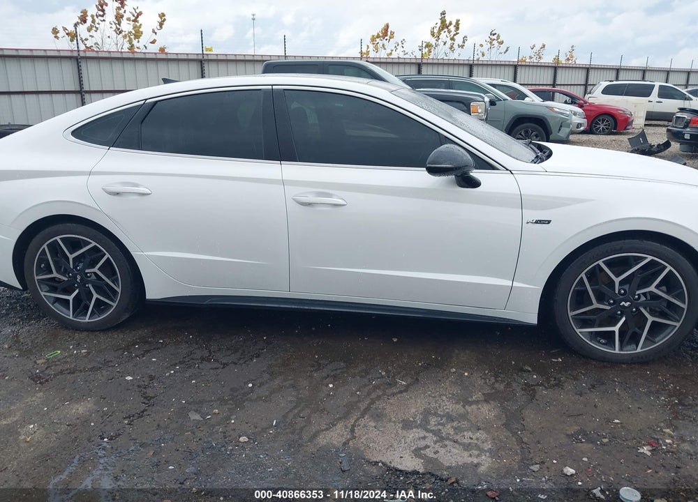 2022 HYUNDAI SONATA N LINE VIN: KMHL14JC4NA221222