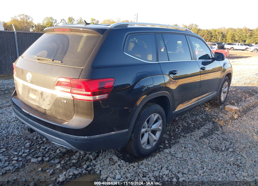 2018 VOLKSWAGEN ATLAS 3.6L V6 SEL VIN: 1V2ER2CA8JC506301
