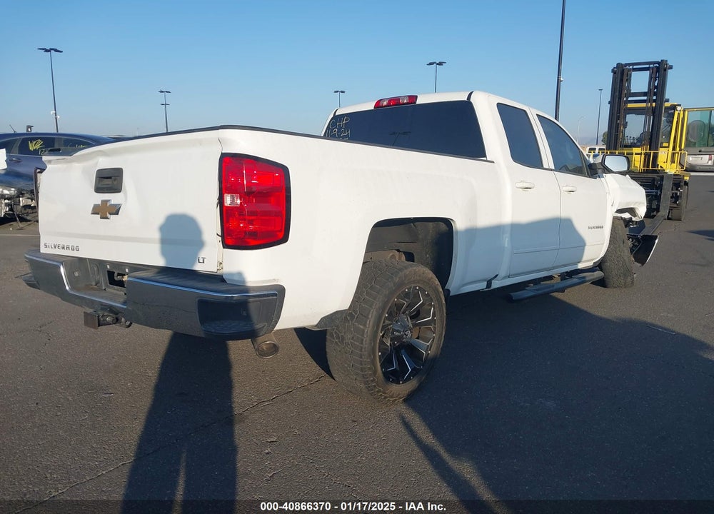 2018 CHEVROLET SILVERADO 1500 1LT VIN: 2GCRCREC6J1105086