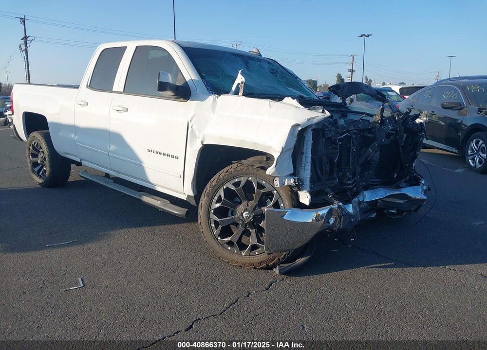 2018 CHEVROLET SILVERADO 1500 1LT VIN: 2GCRCREC6J1105086