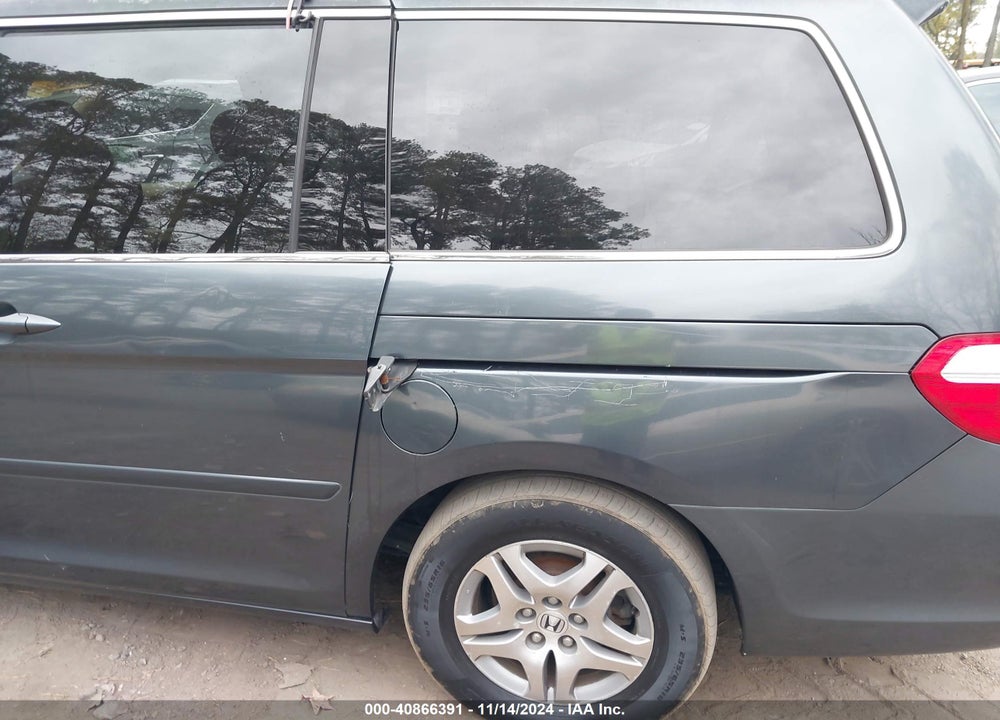 2006 HONDA ODYSSEY EX VIN: 5FNRL38406B409083