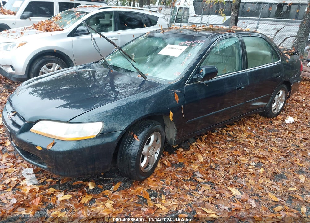 2000 HONDA ACCORD 3.0 EX VIN: 1HGCG1651YA080949