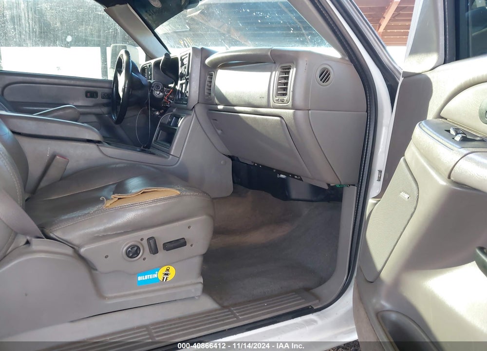 2005 CHEVROLET SILVERADO 2500HD LT VIN: 1GCHK23275F843476