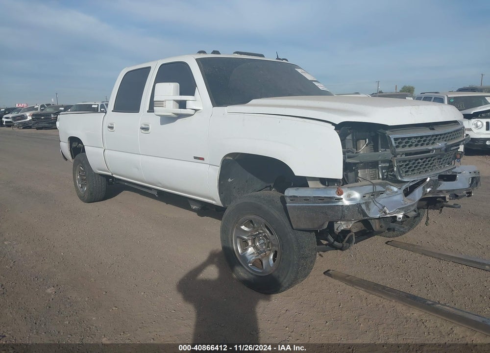 2005 CHEVROLET SILVERADO 2500HD LT VIN: 1GCHK23275F843476