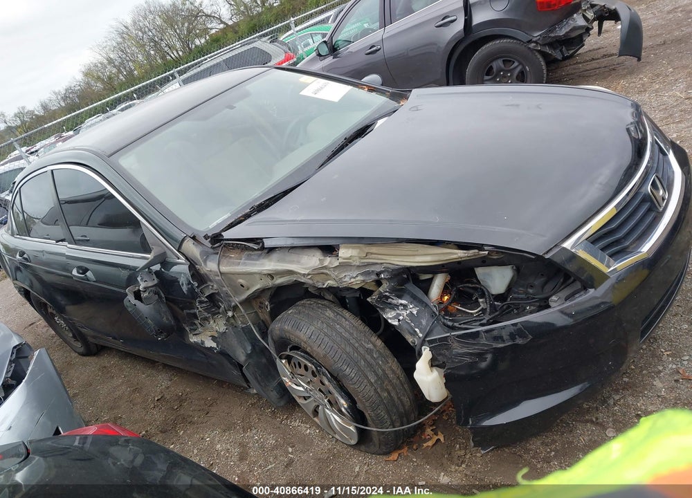 2010 HONDA ACCORD 2.4 LX VIN: 1HGCP2F31AA013293
