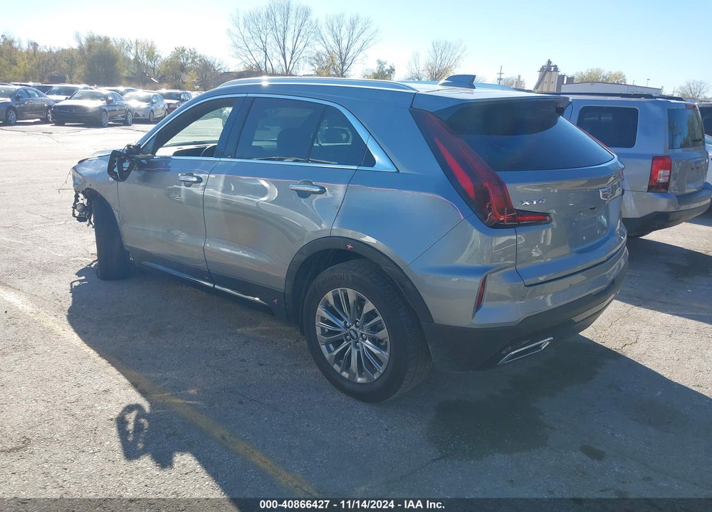 2024 CADILLAC XT4 FWD PREMIUM LUXURY VIN: 1GYFZCR45RF148561