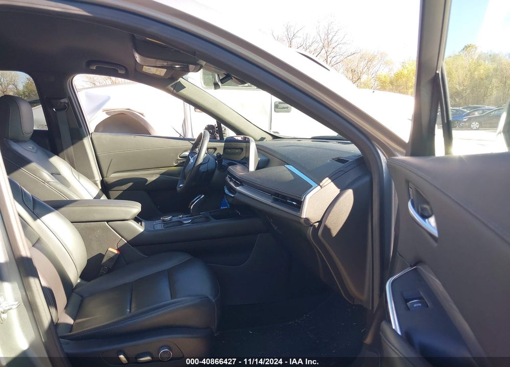 2024 CADILLAC XT4 FWD PREMIUM LUXURY VIN: 1GYFZCR45RF148561
