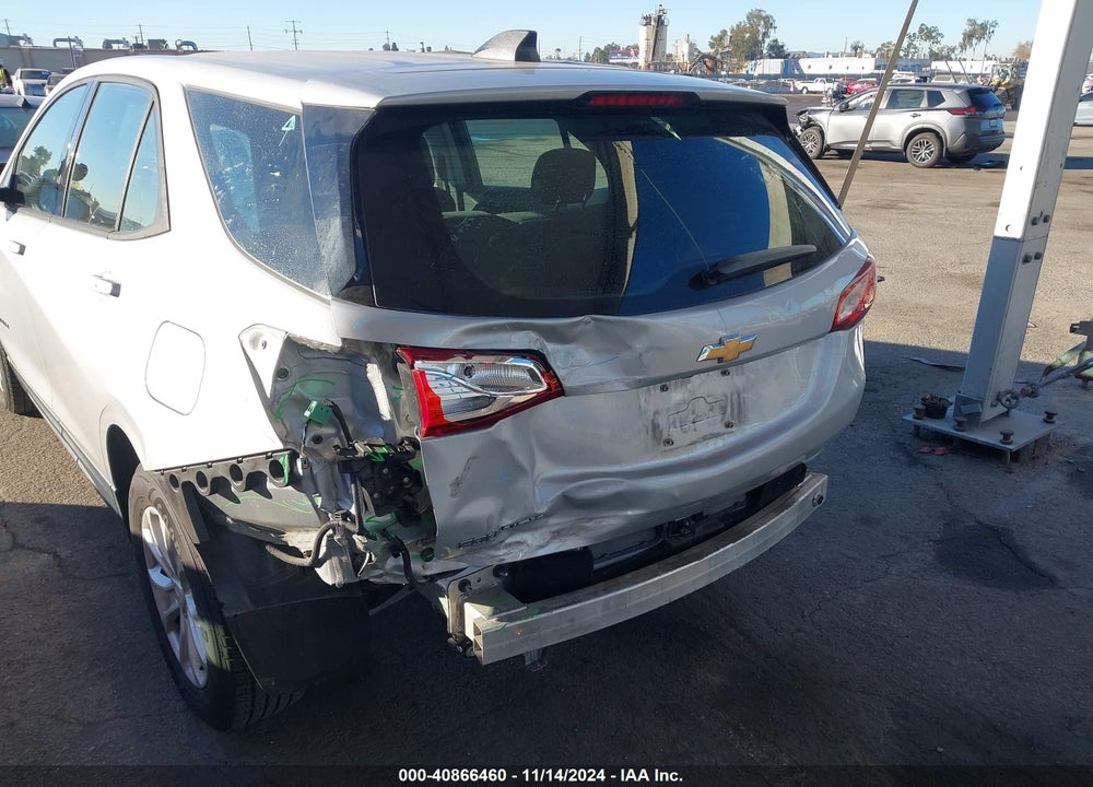 2018 CHEVROLET EQUINOX LS VIN: 2GNAXHEV3J6184885