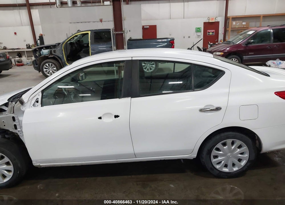 2018 NISSAN VERSA 1.6 SV VIN: 3N1CN7AP2JL800938