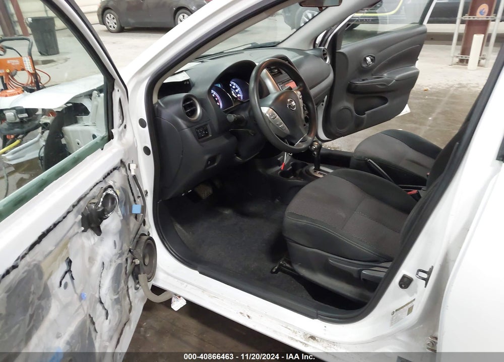 2018 NISSAN VERSA 1.6 SV VIN: 3N1CN7AP2JL800938