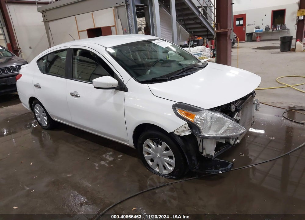 2018 NISSAN VERSA 1.6 SV VIN: 3N1CN7AP2JL800938