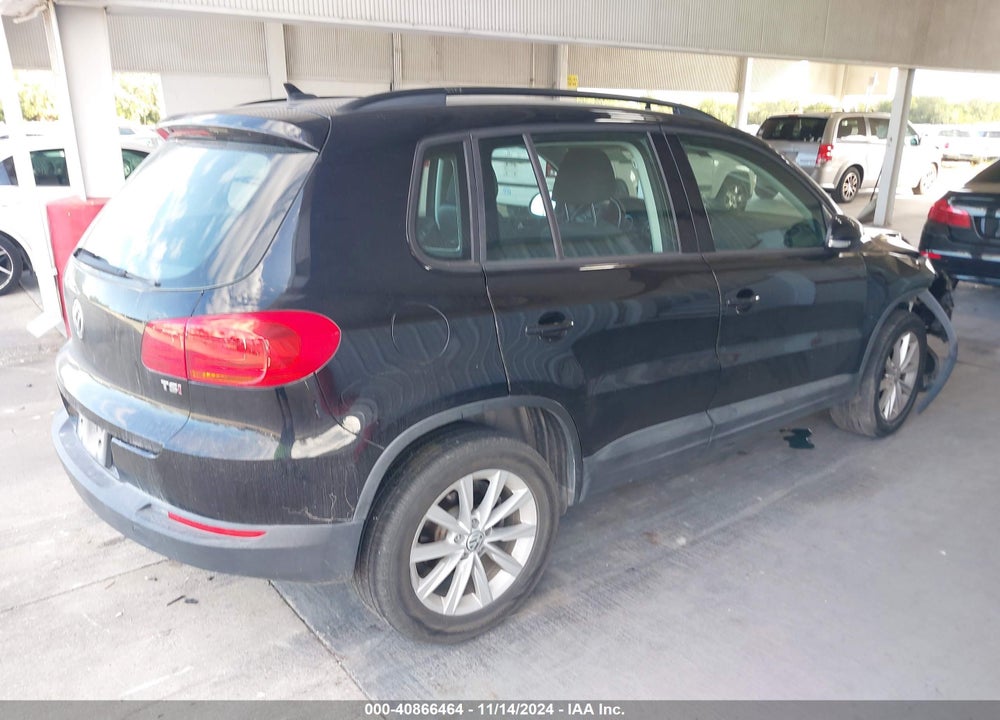 2017 VOLKSWAGEN TIGUAN 2.0T/2.0T S VIN: WVGAV7AX4HK045450