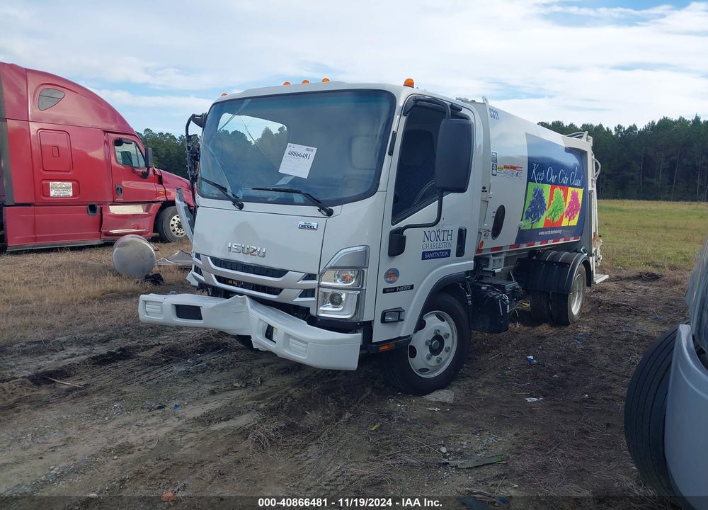 2024 ISUZU NRR VIN: JALE5W168R7300854