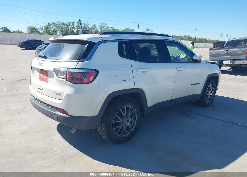 2019 JEEP COMPASS SUN AND WHEEL FWD VIN: 3C4NJCBB0KT730757