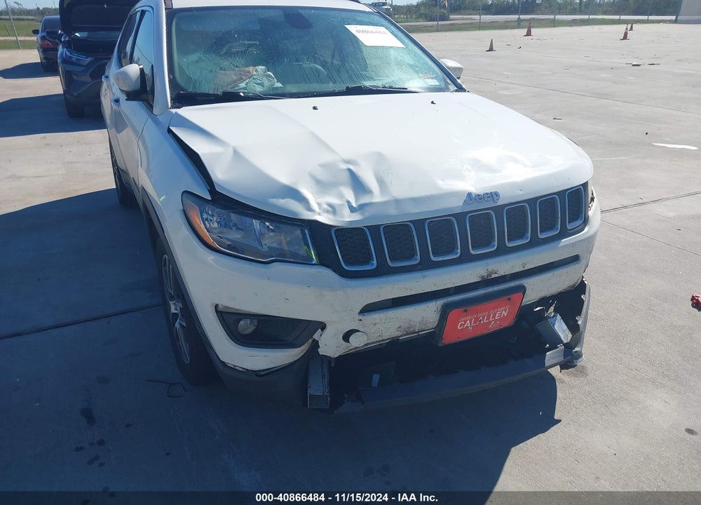 2019 JEEP COMPASS SUN AND WHEEL FWD VIN: 3C4NJCBB0KT730757