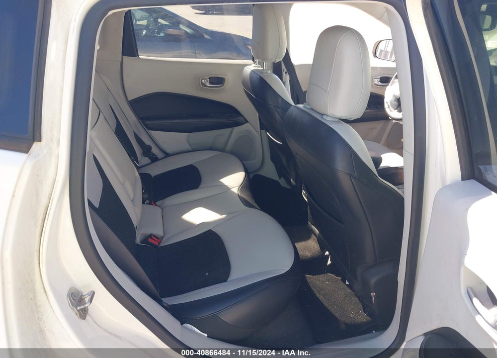 2019 JEEP COMPASS SUN AND WHEEL FWD VIN: 3C4NJCBB0KT730757